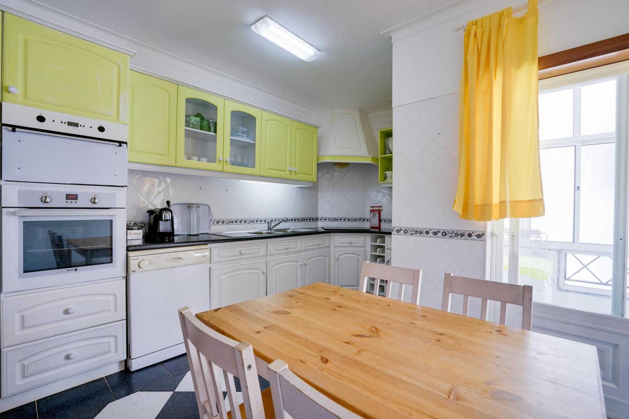 Peniche Sun & Surf Apartment Dış mekan fotoğraf